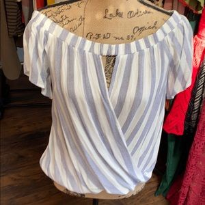 Off shoulder t shirt